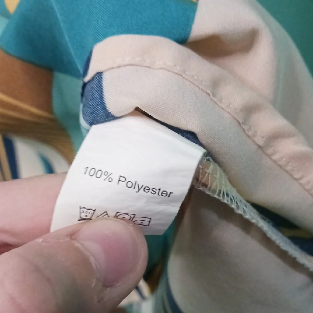 Geometric Patterned Ruffle Sleeve Top - Picture 2 of 7